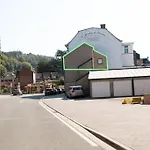 Sejour En Bord De Meuse Avec Garage