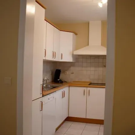 Sejour En Bord De Meuse Avec Garage Dinant