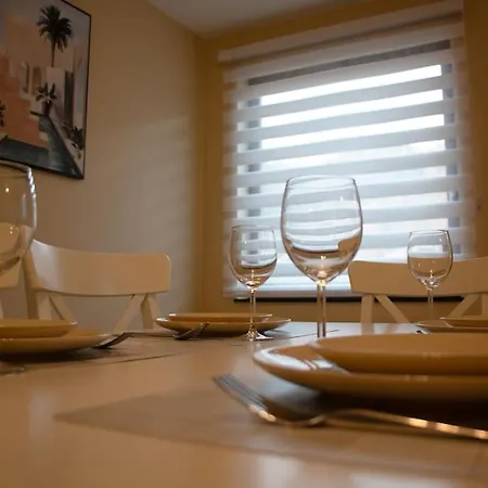 Sejour En Bord De Meuse Avec Garage