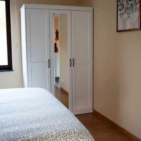 Sejour En Bord De Meuse Avec Garage Apartman *