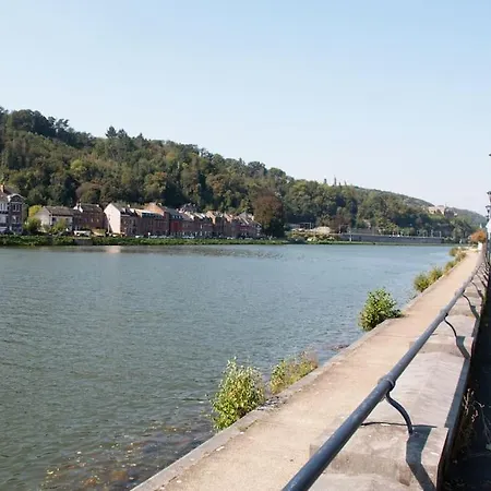 Sejour En Bord De Meuse Avec Garage *