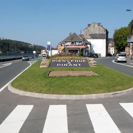 Sejour En Bord De Meuse Avec Garage *