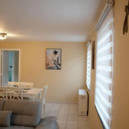 Sejour En Bord De Meuse Avec Garage * Dinant