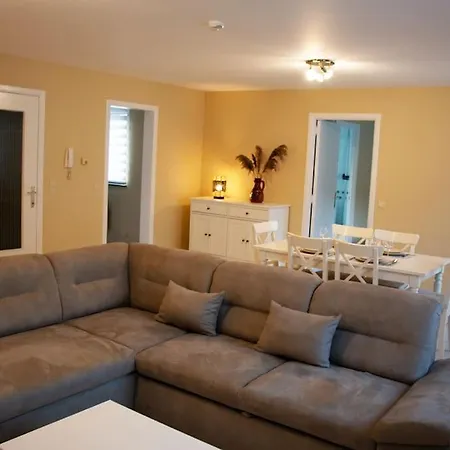 Apartment Sejour En Bord De Meuse Avec Garage Dinant